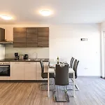 1 Bedroom Cozy In Seget Donji